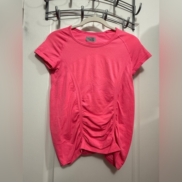 Athleta hot Neon Pink Fast Track Workout Tee women’s XS athleisure top seamless - Picture 1 of 15